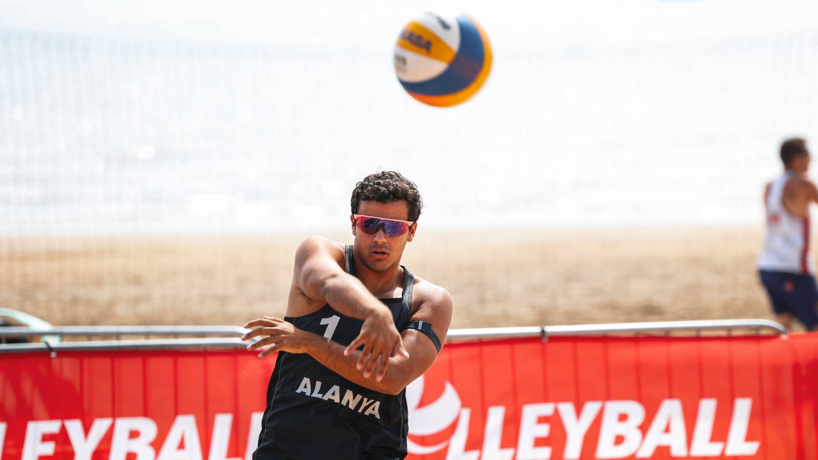 NEVZA Beach England day one round-up – defending men's champions through to quarters 