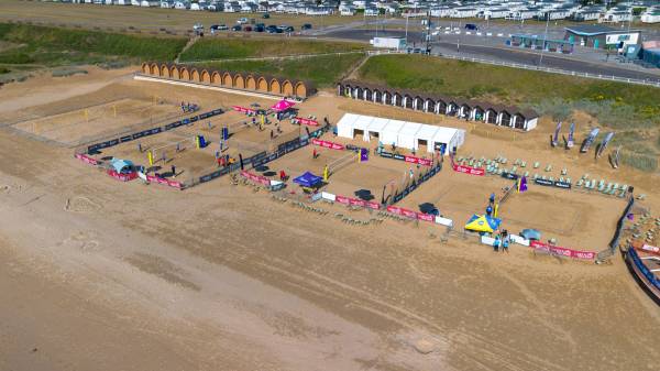 Experience a beach volleyball clinic in World Tour surroundings