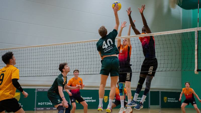 Super League review (6th and 7th December) - Richmond made to work for points in five-setter double