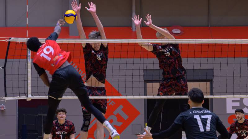 Super League Review (7th and 8th March) - Giants men surge back to top and Rebels women back in top four